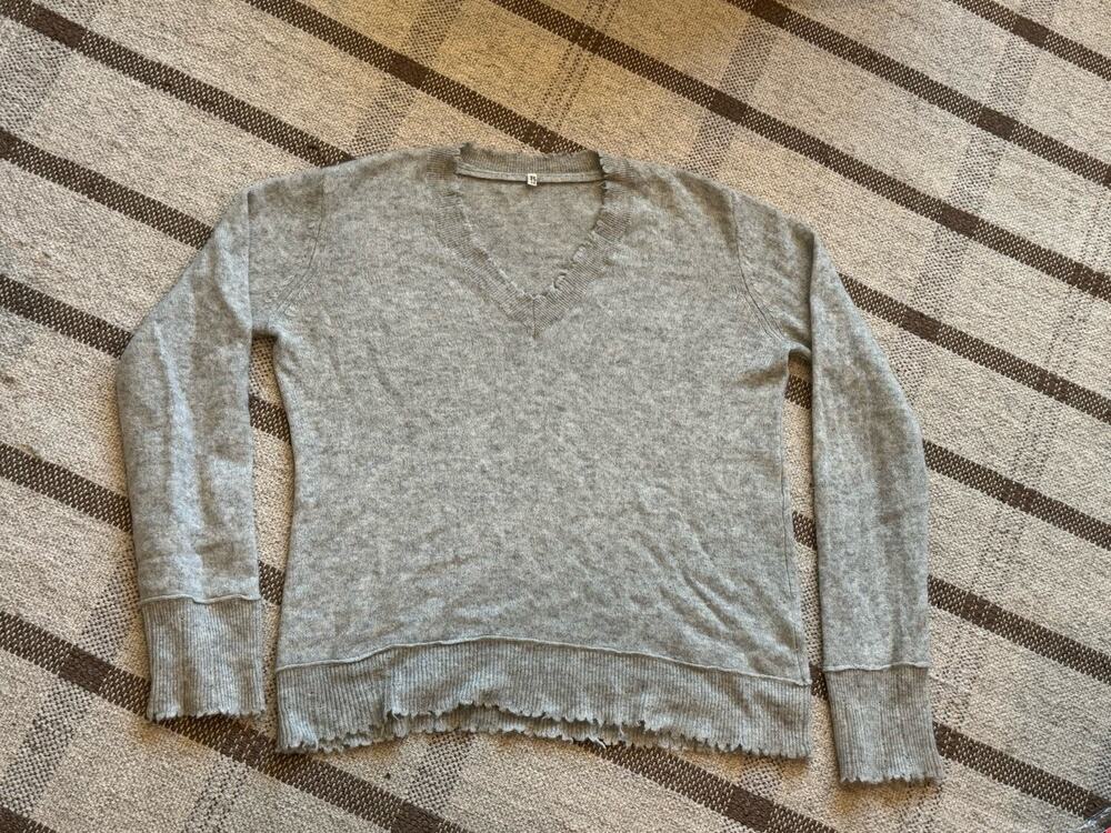 R13 V Neck Distressed Cashmere Sweater Gray Women’s Large Knit Granny